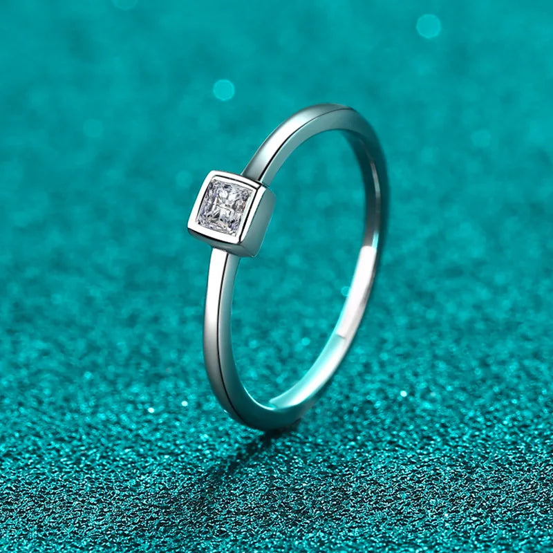 Square-Frame Solitaire Ring