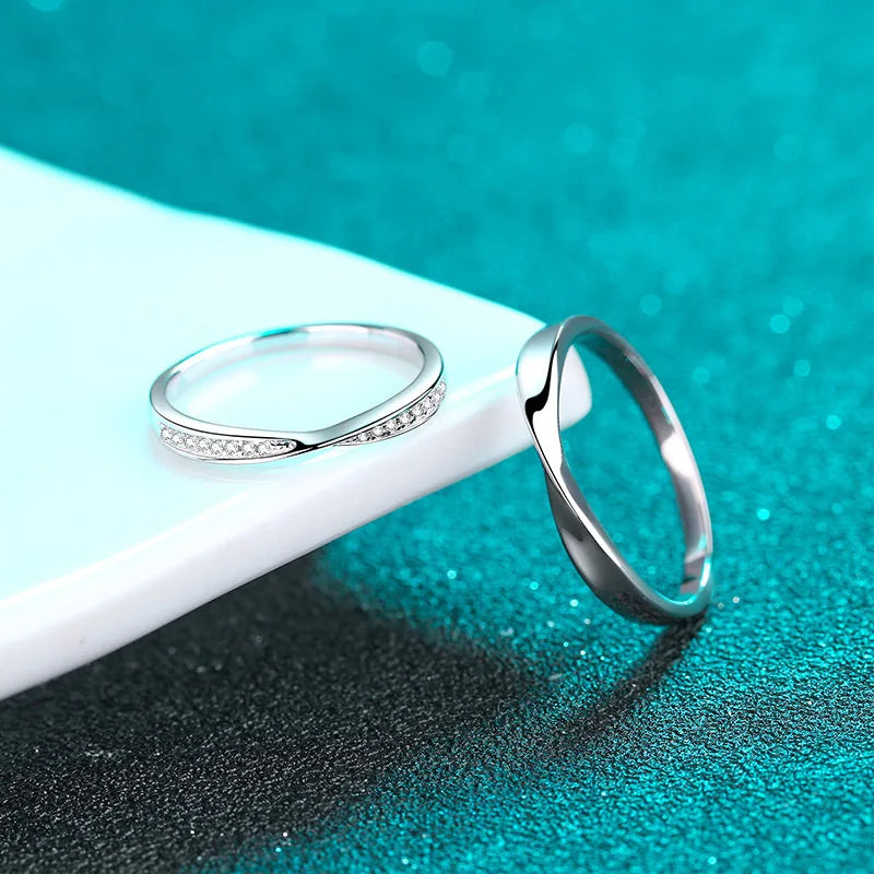Crossover Band Ring