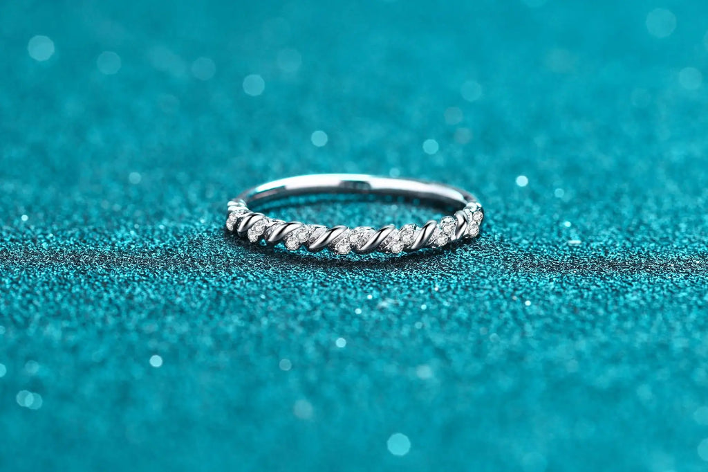 Twisted Accent Band Ring